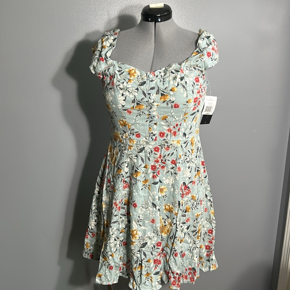 City Triangles XL floral dress